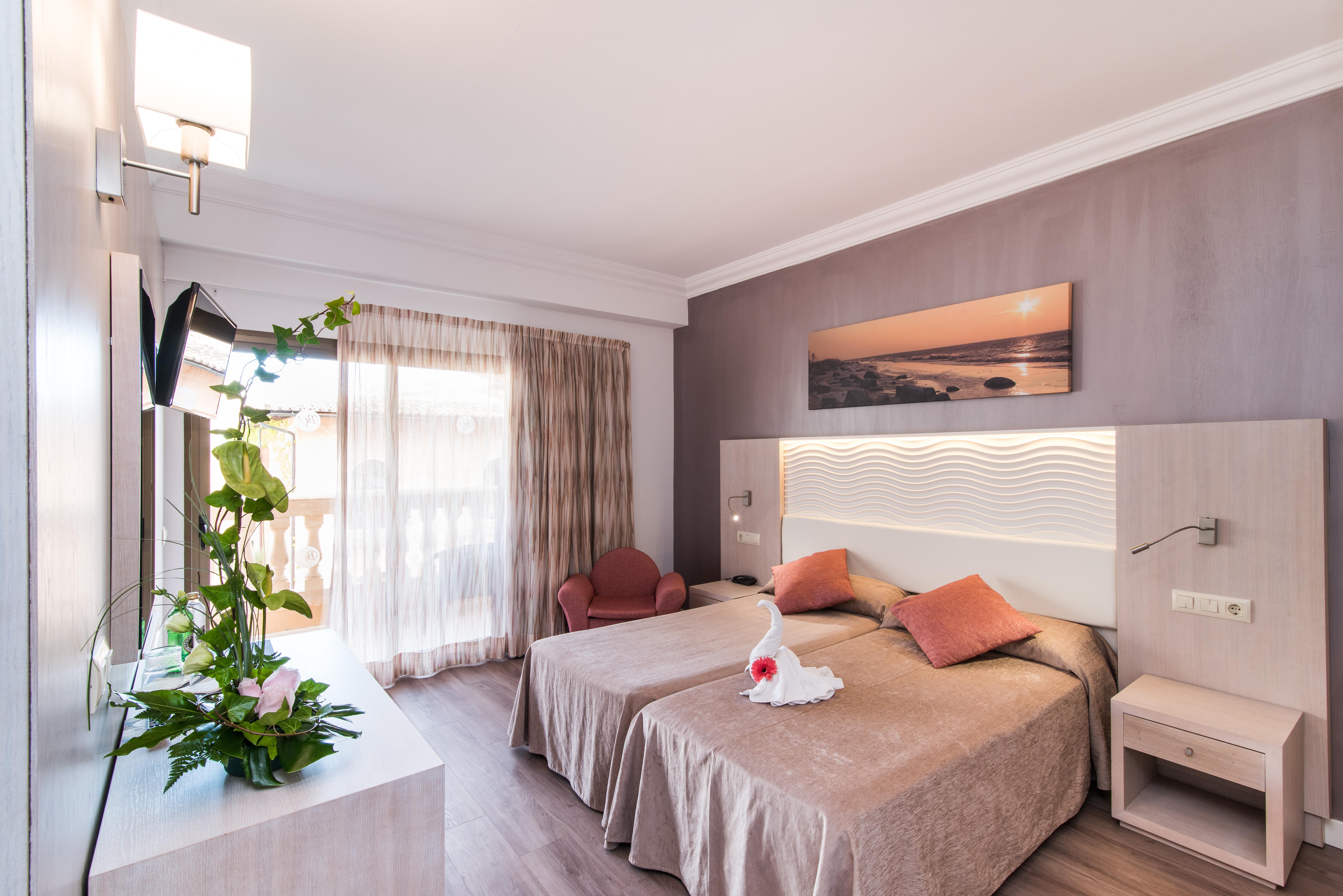 Hotel Baviera Cala Ratjada  Kültér fotó