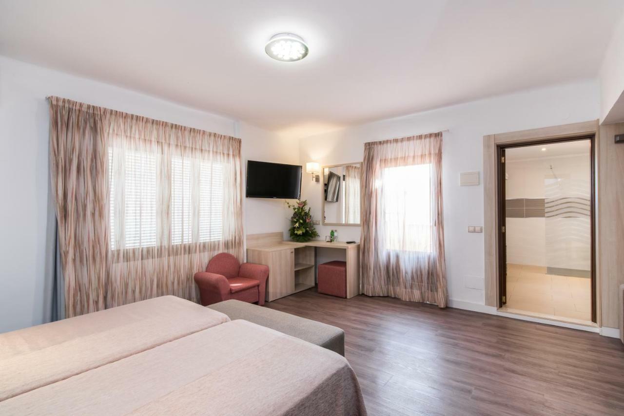 Hotel Baviera Cala Ratjada  Kültér fotó